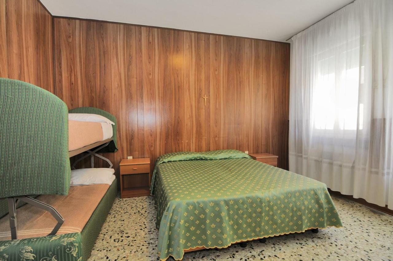 Venus Price Hotel